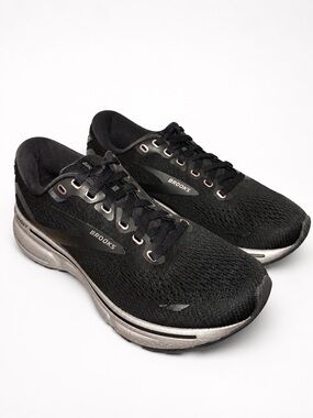 Brooks Ghost 15 Running Shoes Black Silver Pink Women’s 6.5 B EUC Athletic